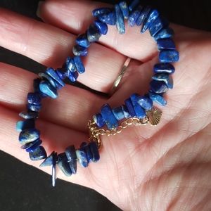 🦝 Lapis Lazuli Chip Bracelet